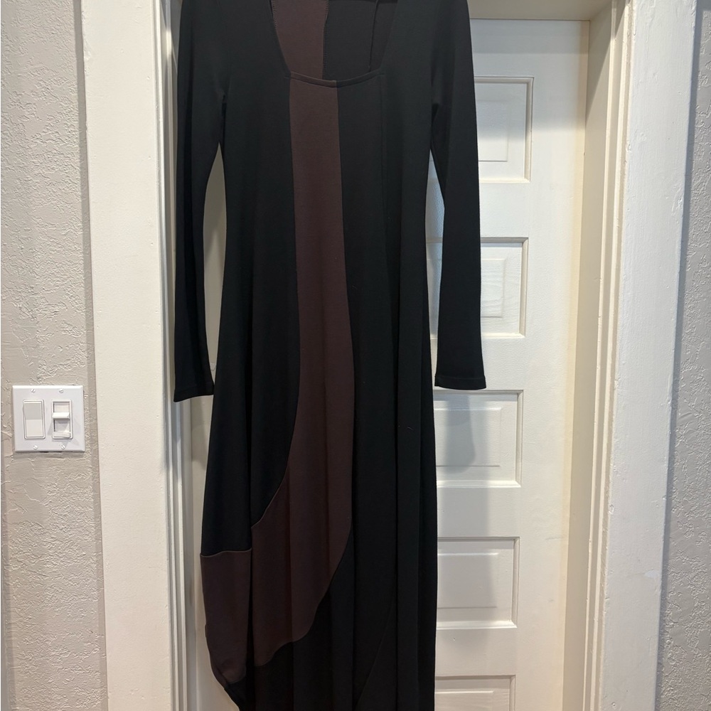 Elegant Long Sleeve Black and Brown Dress